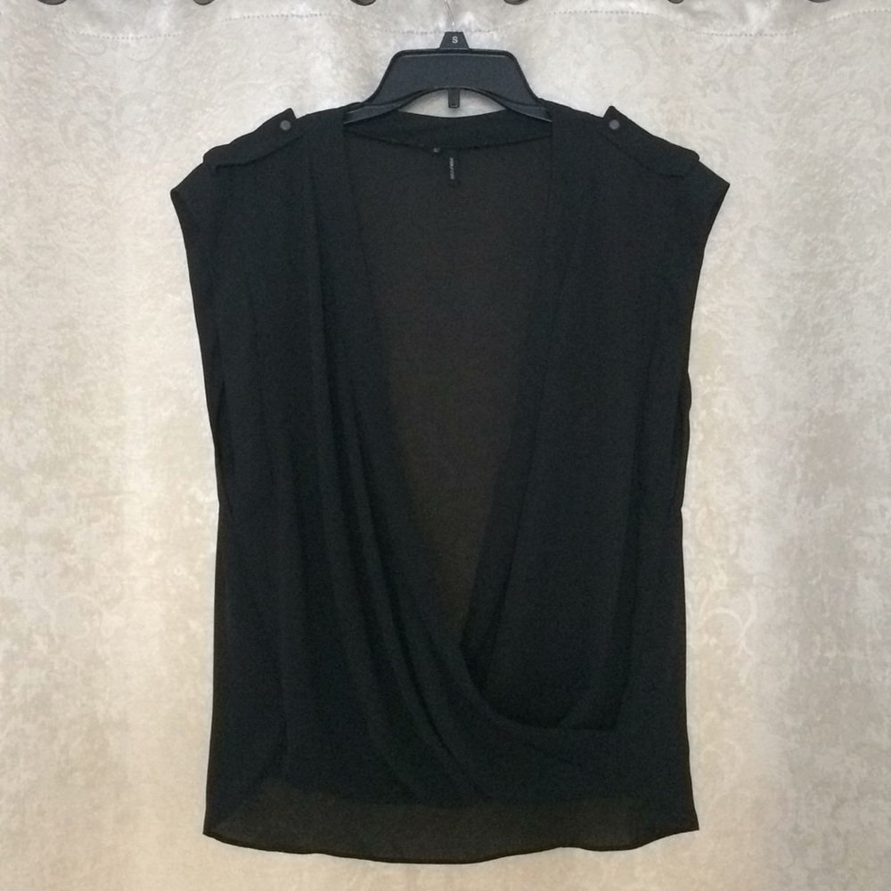 Maurice’s top